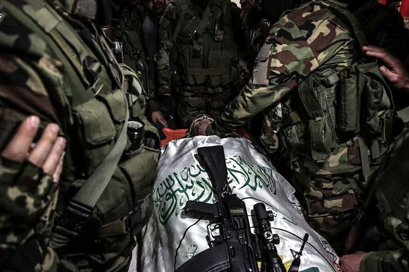 Gazze'de bir mücahit şehid oldu Gazze'de bir mücahit şehid oldu